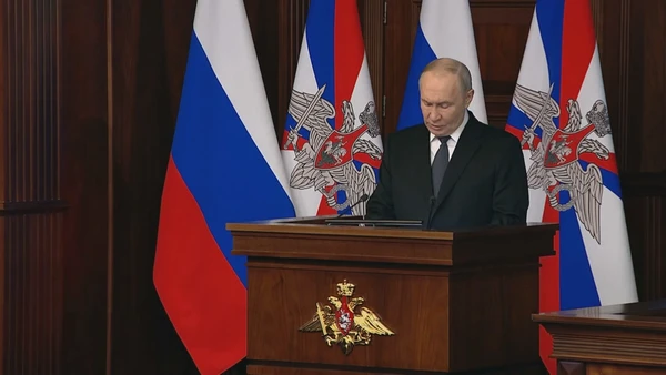 [Video] Tổng thống Nga bác bỏ cảnh báo chiến tranh từ phương Tây 