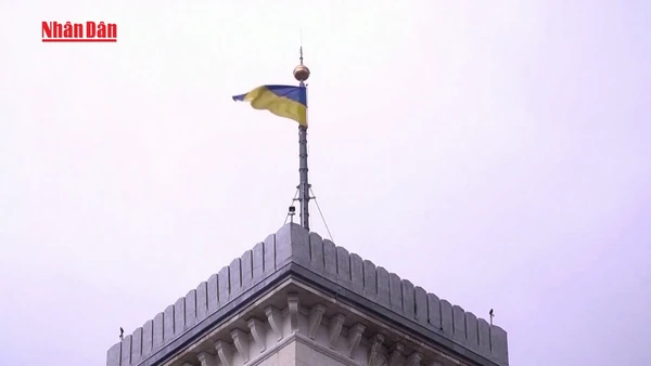 [Video] Ukraine cáo buộc Nga không kích mục tiêu Mỹ tại Dnipro 