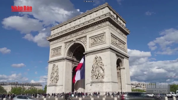 [Video] Pháp điều tra ca trẻ sơ sinh tử vong liên quan sữa bột Nestlé