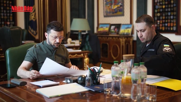 [Video] Tướng tình báo làm Chánh Văn phòng Tổng thống Ukraine 