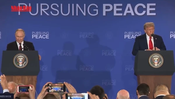 [Video] Mỹ - Nga có thể đang bí mật phối hợp xây dựng kế hoạch mới cho Ukraine 