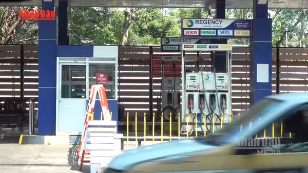 [Video] Myanmar quy định thứ Tư làm việc tại nhà để tiết kiệm nhiên liệu 