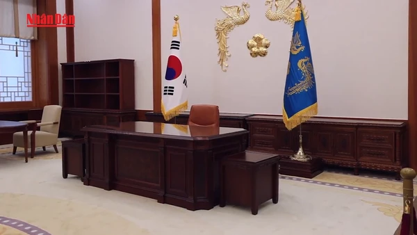 [Video] Tổng thống Hàn Quốc trở lại làm việc và sinh sống tại Nhà Xanh 