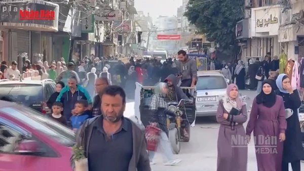 [Video] Người dân Dải Gaza đón lễ Eid trong gian khó, cửa khẩu Rafah mở hạn chế 