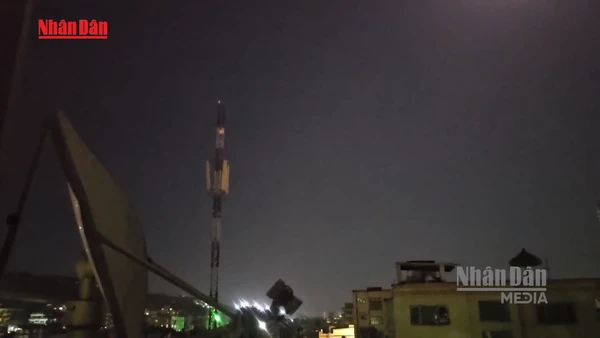 [Video] Afghanistan tuyên bố bắn trả máy bay Pakistan trên bầu trời Kabul 