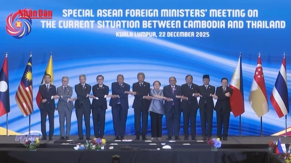 [Video] Thái Lan - Campuchia chuẩn bị nhóm họp để xuống thang căng thẳng 