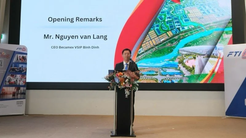 Tổng Giám đốc Công ty Cổ phần Becamex Bình Định Nguyễn Văn Lăng phát biểu khai mạc hội thảo. 