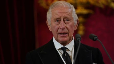 Vua Charles III trong buổi lễ của Hội đồng Đăng quang diễn ra ở Cung điện St James, thủ đô London, ngày 10/9. (Ảnh: Reuters)