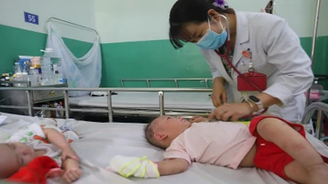 [Video] TP Hồ Chí Minh: 22 phường, xã đầu tiên công bố hết dịch sởi