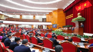 [Video] Hội nghị Trung ương lần thứ 11 bàn chiến lược cải tổ bộ máy, tái cấu trúc địa giới hành chính