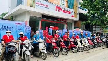 Ra quân truyền thông chính sách bảo hiểm xã hội.