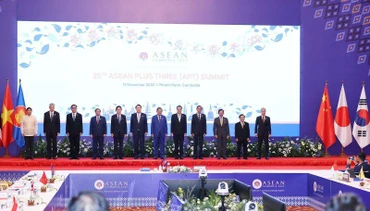 Các nhà Lãnh đạo chụp ảnh chung tại Hội nghị.