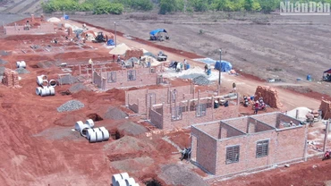 Bình Phước đẩy nhanh tiến độ hoàn thành xóa nhà tạm, nhà dột nát trước ngày 30/4/2025.