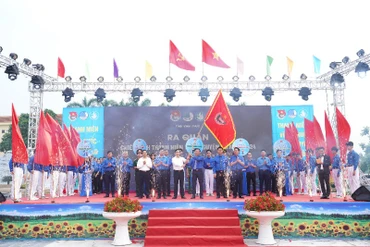 Ra quân Chiến dịch Thanh niên tình nguyện hè 2024. 