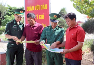Tuyên truyền giúp ngư dân nâng cao nhận thức về bảo vệ đường ống dẫn khí trên biển.