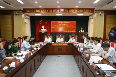 Các đại biểu tham dự hội nghị.