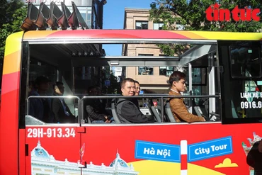 Tuyến xe buýt City Tour 03 chính thức khai trương.