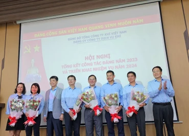 100% các chi bộ tại Đảng bộ PV GAS triển khai thực hiện phương châm hành động “Đoàn kết-Kỷ cương-Sáng tạo-Hiệu quả”.