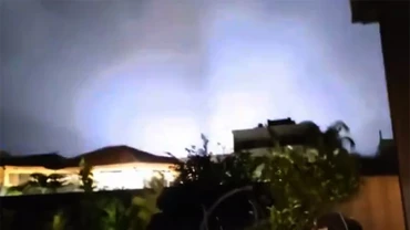 Hãng thông tấn Fars của Iran đưa tin, "3 tiếng nổ" đã được nghe thấy gần căn cứ quân sự Shekari ở tỉnh Isfahan. (Nguồn: The Straits Times)