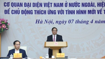 Thủ tướng Phạm Minh Chính chủ trì Hội nghị với các bộ, ngành, Cơ quan đại diện Việt Nam ở nước ngoài. (Ảnh: TRẦN HẢI). 