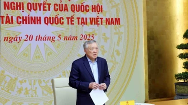 Phó Thủ tướng Thường trực Chính phủ Nguyễn Hòa Bình chủ trì hội nghị (Ảnh: VGP). 