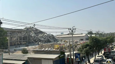 Hiện trường tòa nhà 30 tầng bị sập ở Chatuchak, Bangkok, Thái Lan. (Ảnh: NGỌC DIỆP)