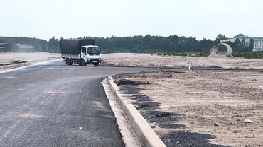 Hạ tầng khu công nghiệp Hố Nai đang được đầu tư mở rộng.