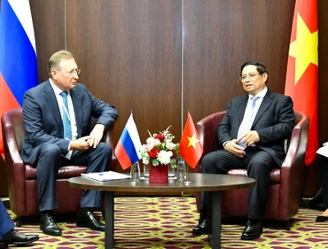 Thủ tướng Chính phủ Phạm Minh Chính tiếp Tổng Giám đốc Công ty Zarubezhneft Sergei Kudryashov. (Ảnh: Thanh Giang)
