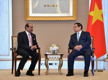 Thủ tướng Phạm Minh Chính tiếp ông M.A.Yusuff Ali - Chủ tịch Tập đoàn Lulu (Ảnh: Thanh Giang). 