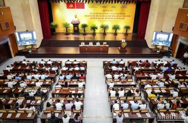 Quang cảnh Hội nghị “Tiếp tục thực hiện Chỉ thị số 11-CT/TW của Bộ Chính trị, tích cực đổi mới, nâng cao năng lực định hướng, hiệu quả tuyên truyền gắn với việc mua, đọc, làm theo báo, tạp chí của Đảng”.