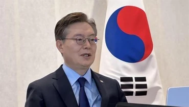 Đại sứ Hàn Quốc tại Liên hợp quốc Hwang Joon-kook phát biểu trong cuộc họp báo tại New York, Mỹ, ngày 23/5/2024. (Ảnh: Yonhap)