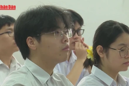 [Video] Nhà nước tăng hỗ trợ tối thiểu 50% mức đóng bảo hiểm y tế cho học sinh, sinh viên