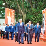 Tổng Bí thư Tô Lâm cùng các đồng chí lãnh đạo Đảng, Nhà nước tới dự Lễ ra mắt Trang thông tin điện tử chuyên đề Đảng Cộng sản Việt Nam-Đại hội XIV tại Báo Nhân Dân. (Ảnh Thành Đạt)