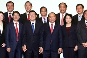 Thủ tướng Nguyễn Xuân Phúc với các đại biểu. Ảnh: THỐNG NHẤT (TTXVN)