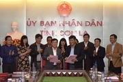 Lễ ký biên bản ghi nhớ giữa tỉnh Sơn La và Tổng Công ty Thương mại Hà Nội (Hapro).