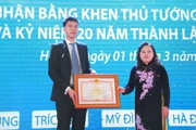 Bệnh viện Medlatec đón nhận Bằng khen của Thủ tướng Chính phủ