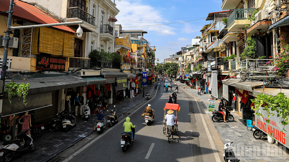 Một góc của phố cổ Hà Nội. (Ảnh: THÀNH ĐẠT)
