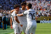 Các cầu thủ Real Madrid ăn mừng chiến thắng sát sao. (Ảnh: Real Madrid CF)