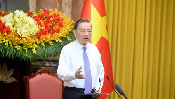 Tổng Bí thư, Chủ tịch nước Tô Lâm phát biểu tại cuộc gặp mặt thân mật 100 đại biểu trong Chương trình “Việc tử tế” của Đài Truyền hình Việt Nam.
