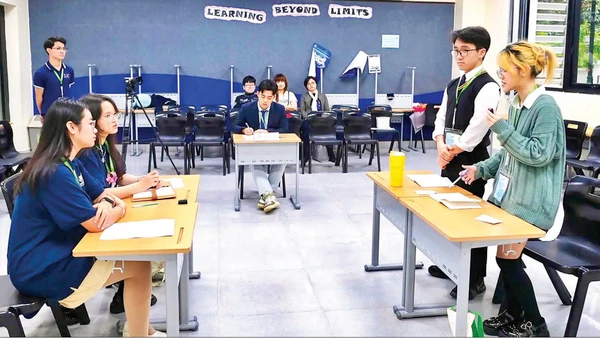 Giờ học của sinh viên Viện Đào tạo Báo chí và Truyền thông, Trường đại học Khoa học Xã hội và Nhân văn (Đại học Quốc gia Hà Nội). (Ảnh: HOÀI THU)