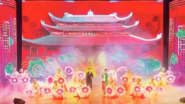 Chương trình chào mừng Ngày Sân khấu Việt Nam (12/8 âm lịch) và tôn vinh văn nghệ sĩ tiêu biểu giai đoạn 1975-2025.