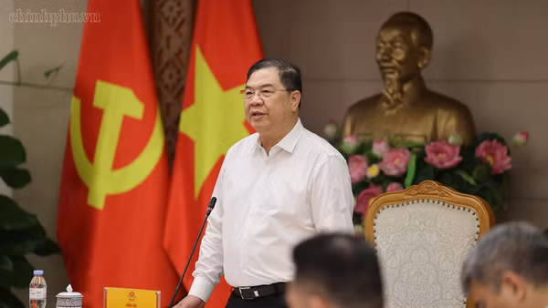 Phó Thủ tướng Thường trực Phạm Gia Túc chủ trì cuộc họp với các bộ, ngành và tỉnh Lâm Đồng. (Ảnh: VGP)