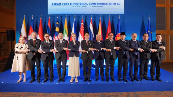 Các đại biểu tham dự Hội nghị Bộ trưởng Ngoại giao (PMC) ASEAN-EU. (Ảnh BỘ NGOẠI GIAO)
