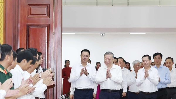 Tổng Bí thư Tô Lâm và các đại biểu. (Ảnh: Thống Nhất/TTXVN)