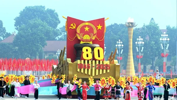 Quân ủy Trung ương, Bộ Quốc phòng trân trọng cảm ơn sự phối hợp chặt chẽ, hiệu quả của Báo Nhân Dân đã góp phần lan tỏa sức mạnh quân sự, quốc phòng Việt Nam, hình ảnh cao đẹp Bộ đội Cụ Hồ thời kỳ mới, đến nhân dân và bạn bè quốc tế.