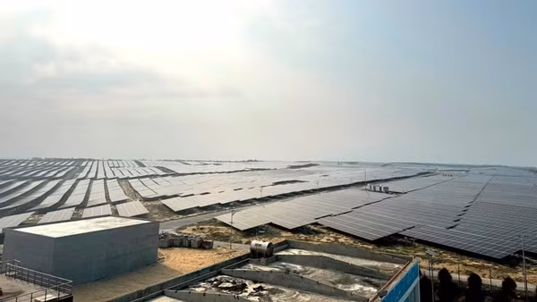 Nhà máy điện mặt trời Phù Mỹ, tỉnh Gia Lai.