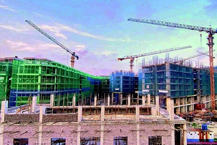 Dự án nhà ở xã hội tại Tổng kho 3 Lạc Viên (Hải Phòng), khi hoàn thành sẽ bố trí cho cán bộ, công chức ở xa về trung tâm làm việc. (Ảnh: XUÂN TRƯỜNG)