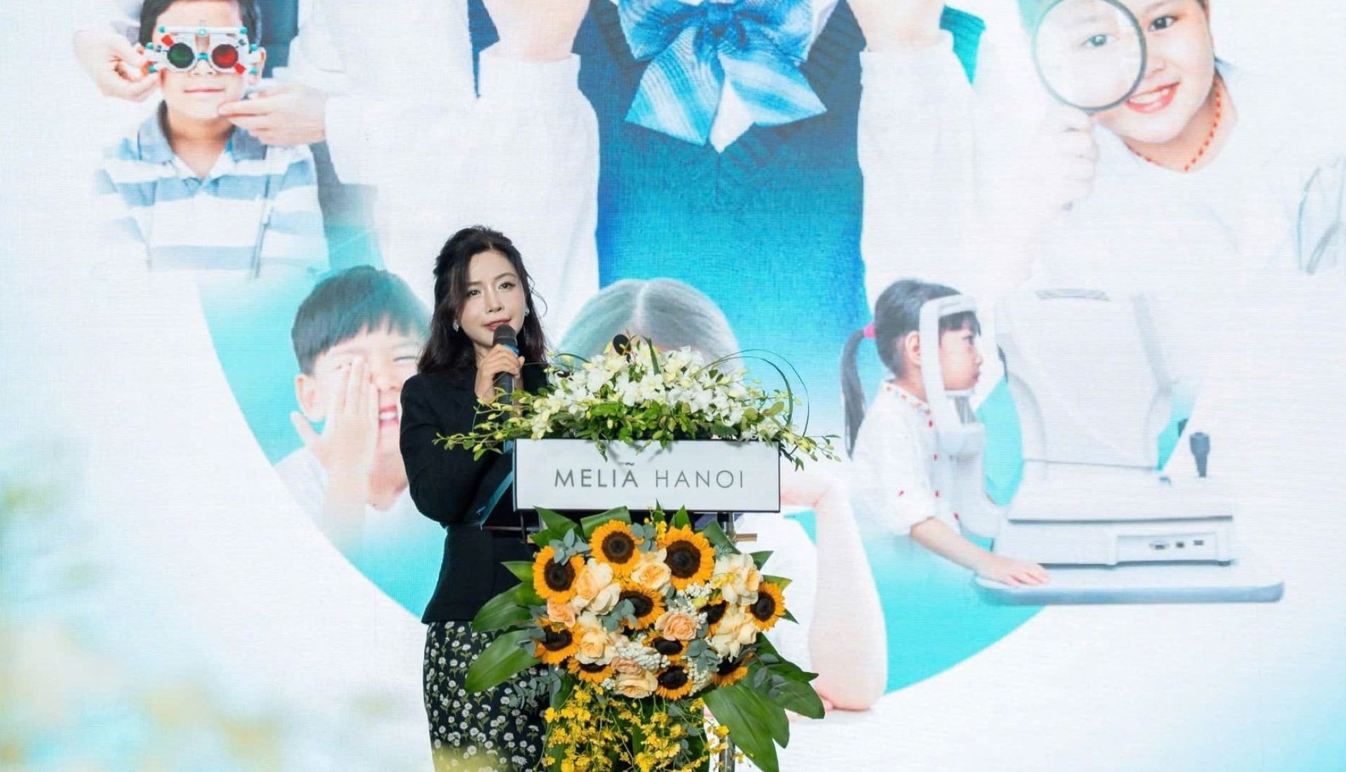 Thạc sĩ, bác sĩ Đinh Thị Phương Thủy, Giám đốc điều hành Bệnh viện Đông Đô chia sẻ tình trạng các bệnh lý về mắt trẻ em. thac-si-bac-si-dinh-thi-phuong-thuy-phat-bieu-tai-hoi-thao-1918-2.jpg