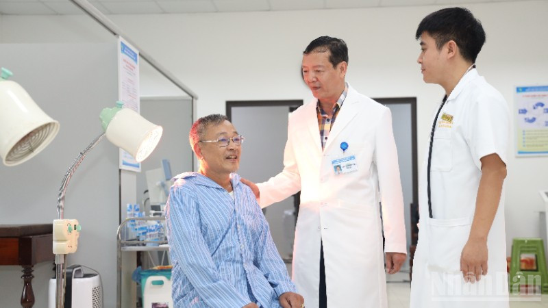 Chăm sóc sức khỏe người bệnh từ nguồn khoáng thiên nhiên