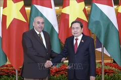 Chủ tịch Quốc hội Trần Thanh Mẫn và Chủ tịch Hạ viện Vương quốc Hashemite Jordan Mazen Turki El Qadi. (Ảnh: DOÃN TẤN/TTXVN)